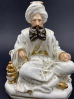 Фарфоровая статуэтка «Султан без крышки», "Jacob Petit".