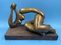Бронзовая фигура "Лежащая", 2000 г. Антонов А.Г.