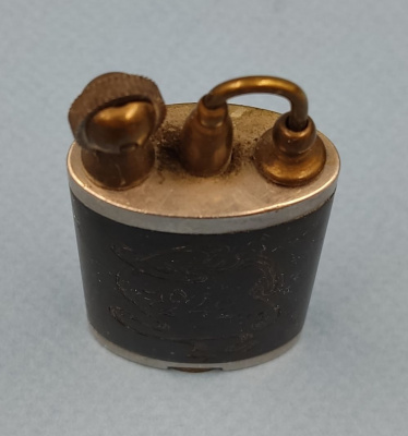 Бензиновая зажигалка с гасильником. СССР, 1942 год, Ленинград.
