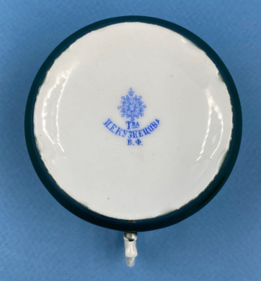 Чайная пара «Кузнецов», XIX век.