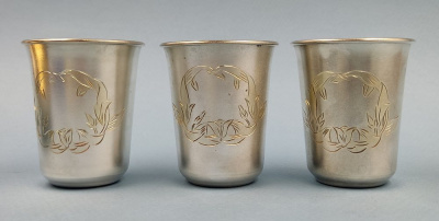 Серебряный набор: корзинка и три стопки. Киев, СССР, 1950 года.