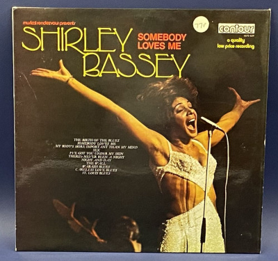 Виниловая пластинка Shirley Bassey "Somebody loves me".