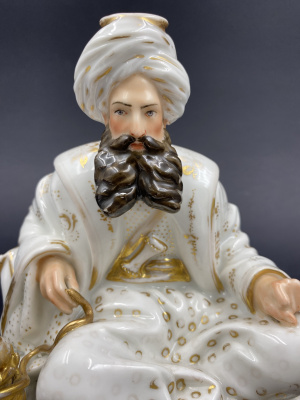 Фарфоровая статуэтка «Султан без крышки», "Jacob Petit".