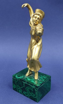 Бронзовая фигура "Девушка плясунья", 1860-1880-е гг.