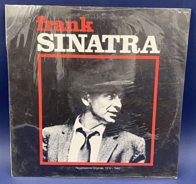 Виниловая пластинка "The young Frank Sinatra".