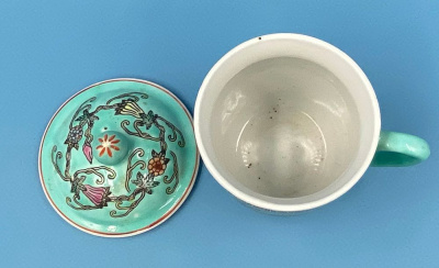 Кружка с крышкой "Дракон".