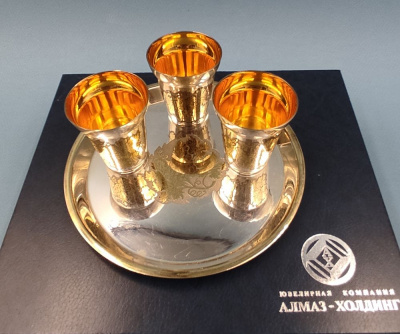 Серебряный подносной набор "Алмаз Холдинг" 925 пр. в коробке.