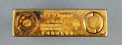 Газовая зажигалка марки "S.T.Dupont" в родной коробке.