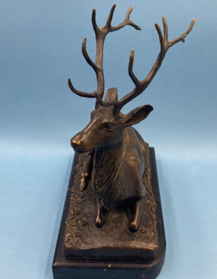 Бронзовая скульптура "Олень с длинными рогами". "Bronze Caranti Paris J.S.Deposee". Скульптор:P.Lecourtier.