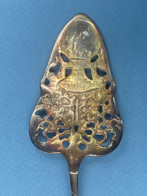 Серебряная лопатка.