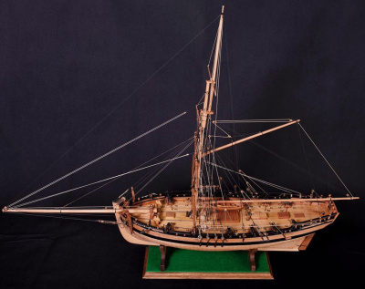 Изящная модель Британского куттера Alert 1777 года в масштабе 1/48.