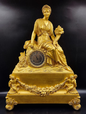 Каминные часы "Богиня Деметра". Франция, 1820-40-е гг.