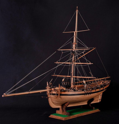 Изящная модель Британского куттера Alert 1777 года в масштабе 1/48.