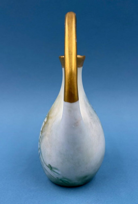Фарфоровая мини-вазочка с дугообразной ручкой "Royal Crescent China", Бавария, 1901-1909-е гг.